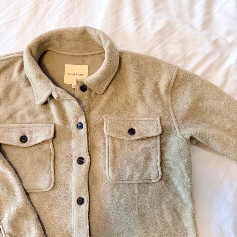Thread & Supply Tan Fleece Cropped Shacket Button Front Jacket Tan Medium - Picture 2 of 6